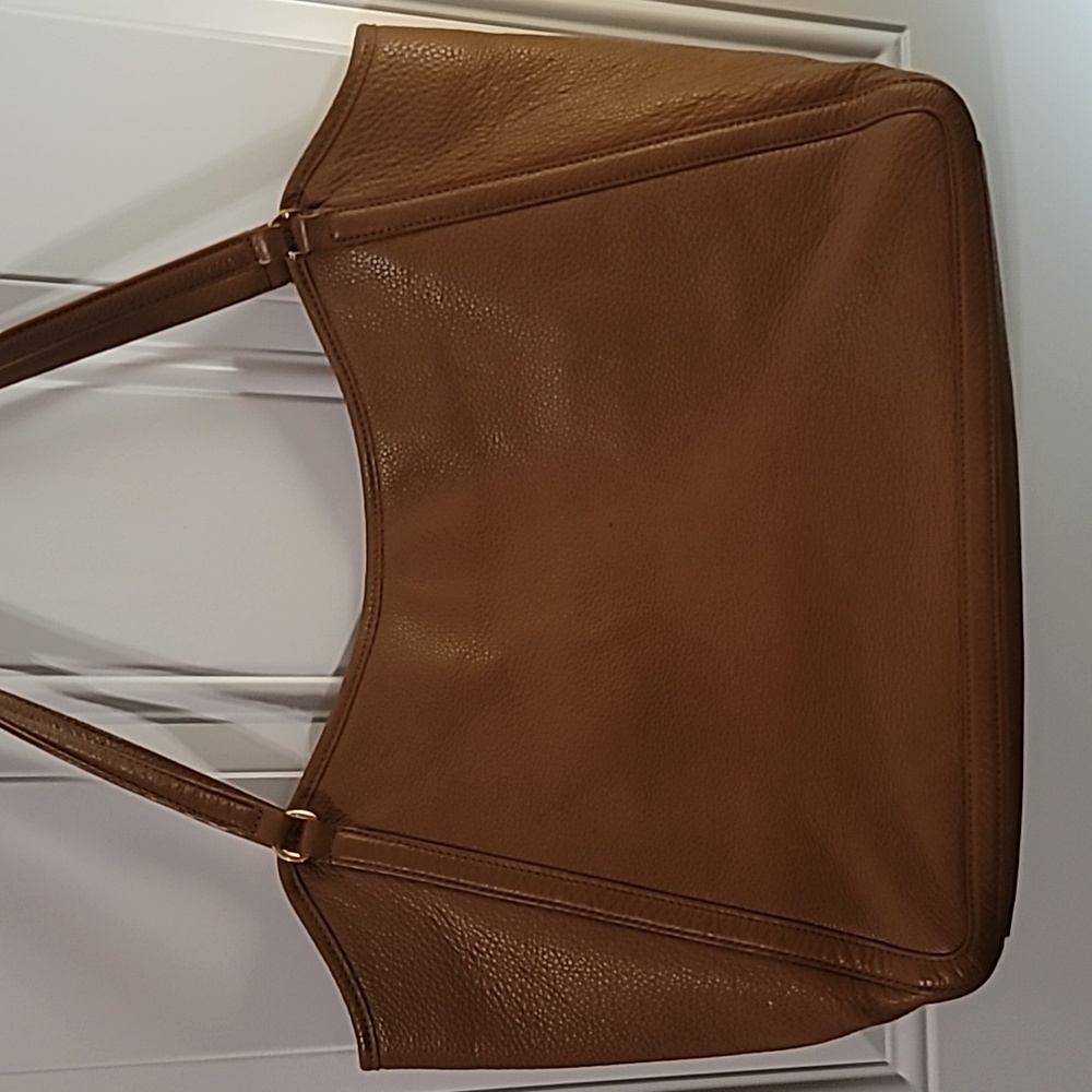 Tory Burch Tote - Picture 4 of 14
